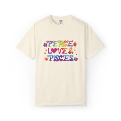Peace Love & Pisces Tee – Retro Colorful Zodiac Shirt