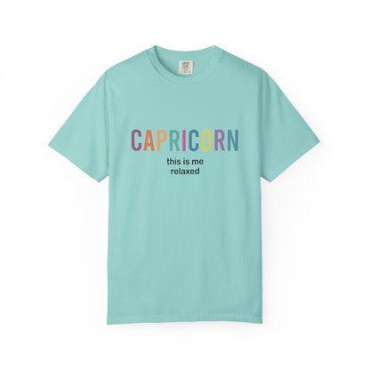 Capricorn This Is Me Relaxed – Funny Minimalist Zodiac Tee