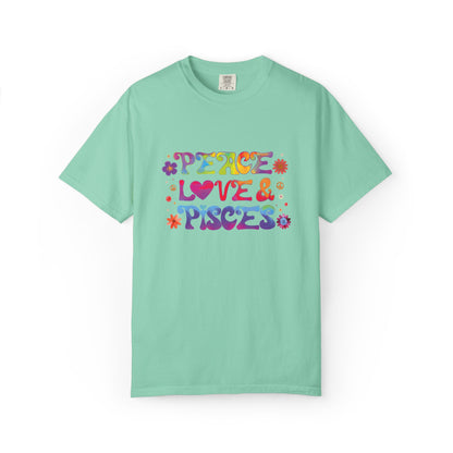 Peace Love & Pisces Tee – Retro Colorful Zodiac Shirt