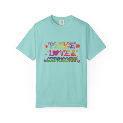 Peace Love & Capricorn – Groovy Hippie Zodiac Tee