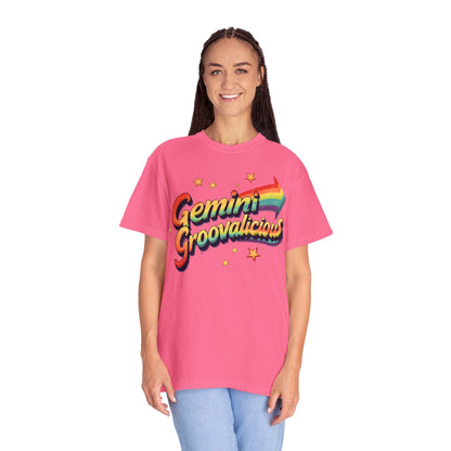 Gemini Groovalicious - Retro Rainbow Arrow Zodiac Tee