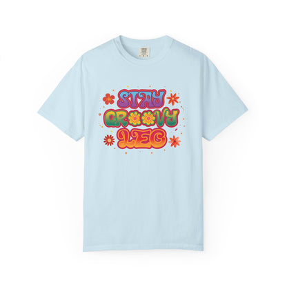 Stay Groovy Leo – Retro Zodiac Flower Power Tee