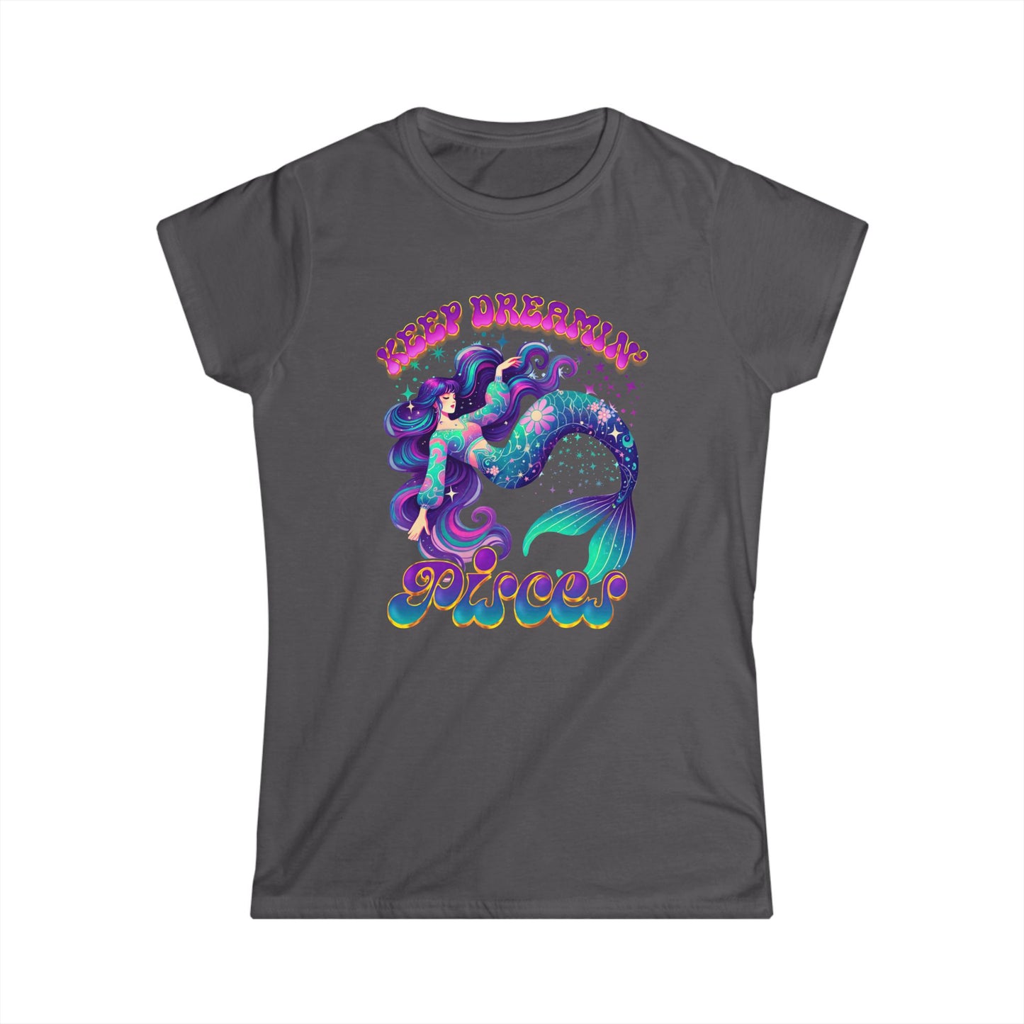 Keep Dreamin’ Pisces Women’s Softstyle Tee – Empowering Retro Zodiac Shirt