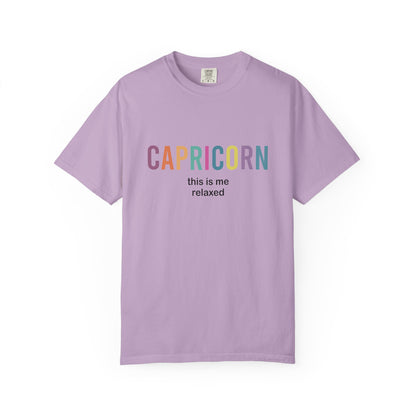 Capricorn This Is Me Relaxed – Funny Minimalist Zodiac Tee