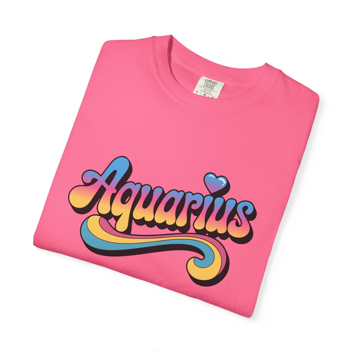 Aquarius – Retro Groovy Zodiac Tee