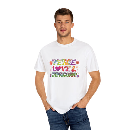 Peace Love & Capricorn – Groovy Hippie Zodiac Tee